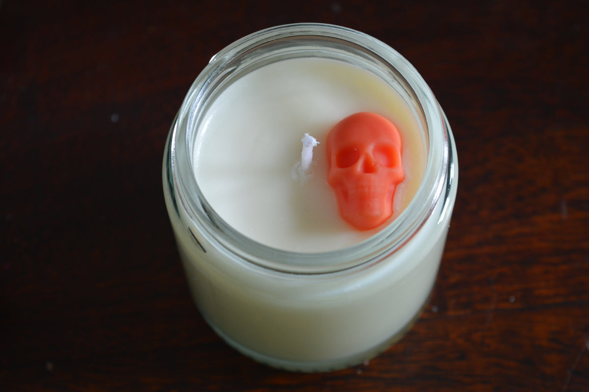 ‘Harvest of the Autumn Court’ Medium Jar Candle with Skull
