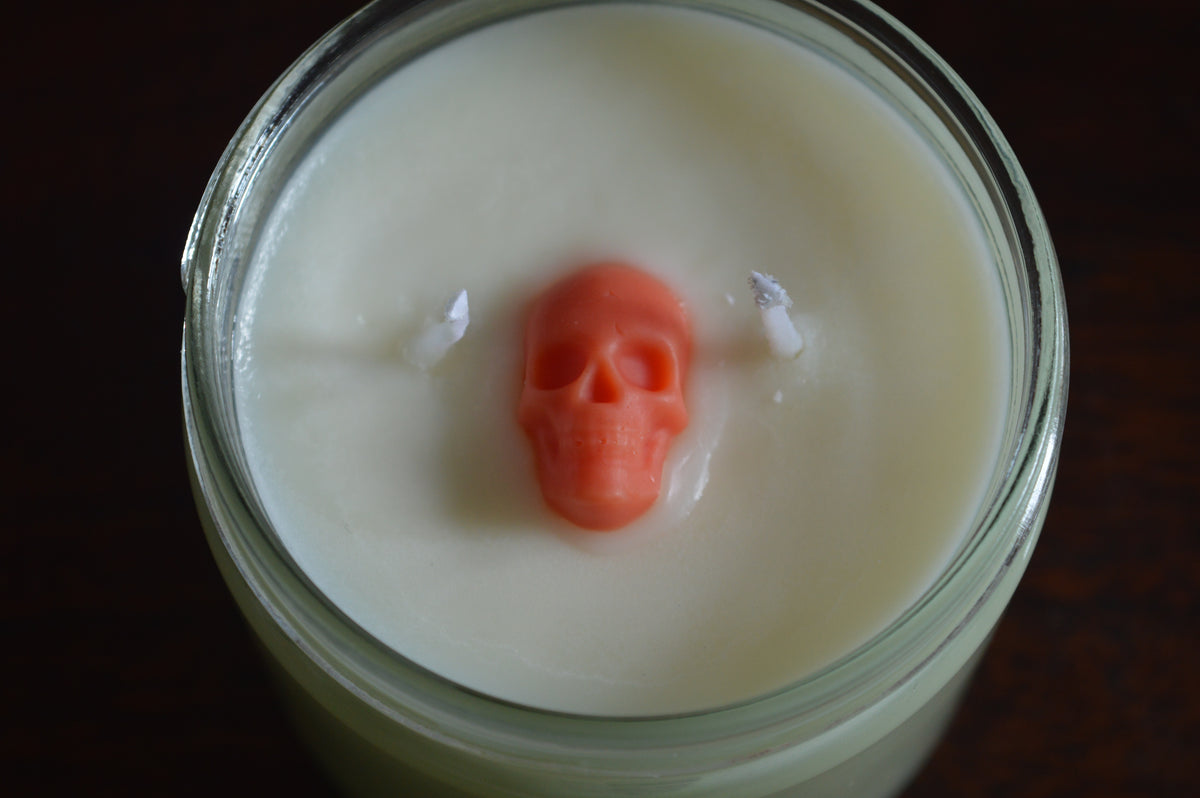 ‘Harvest of the Autumn Court’ Large Jar Candle